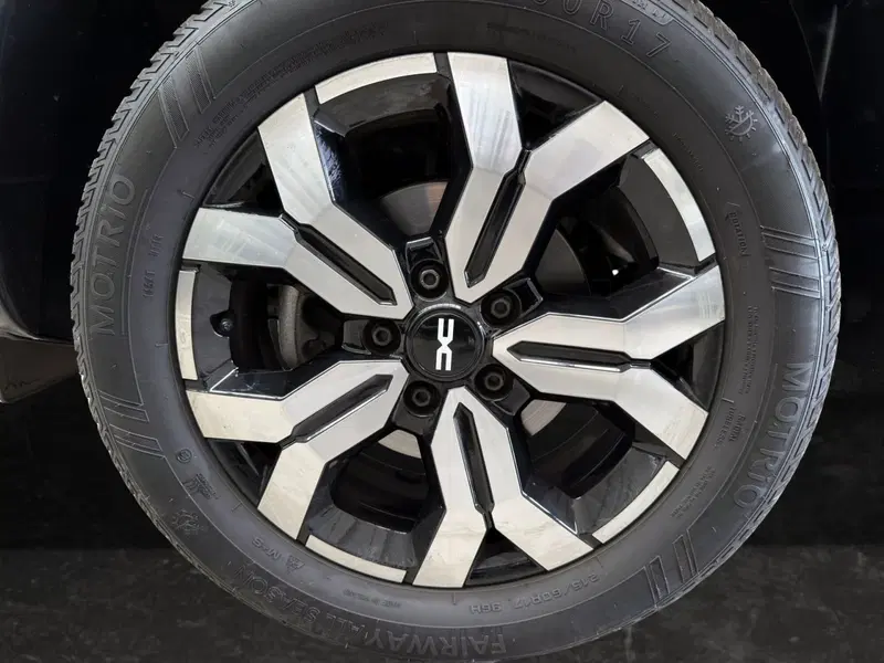 Dacia Duster usata a Milano (8)