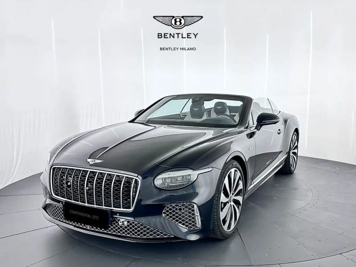 Bentley Continental GTC nuova a Milano (3)