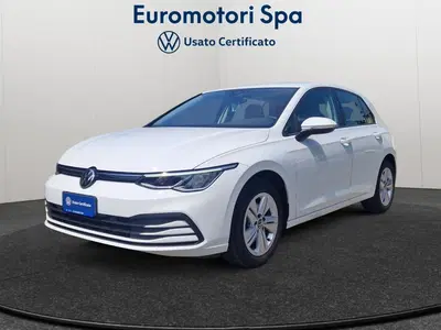 Volkswagen Golf 1.0 eTSI EVO DSG Life del 2023 usata a Grosseto