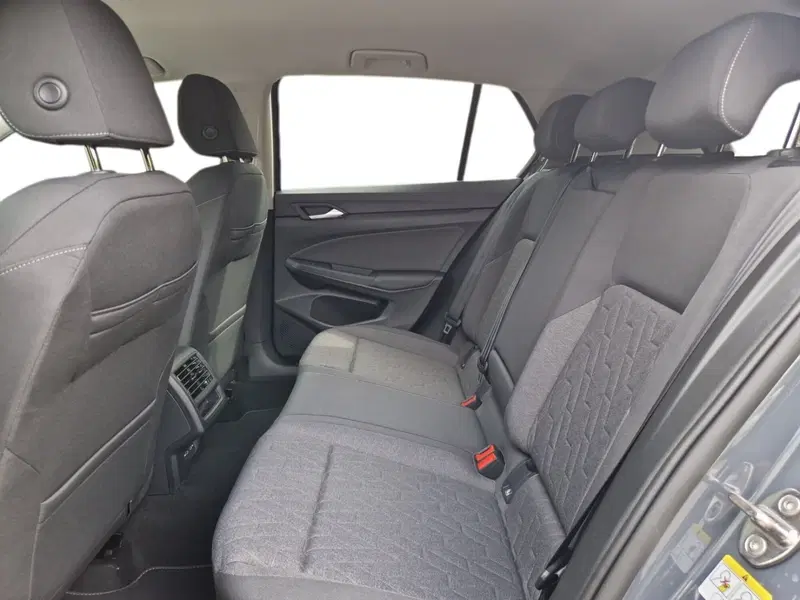 Volkswagen Golf nuova a Siena (11)