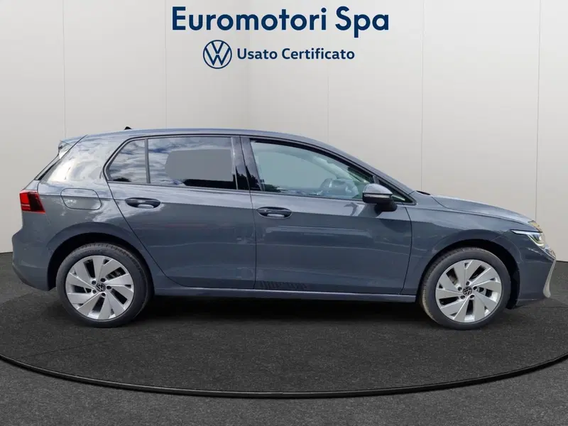 Volkswagen Golf nuova a Siena (6)