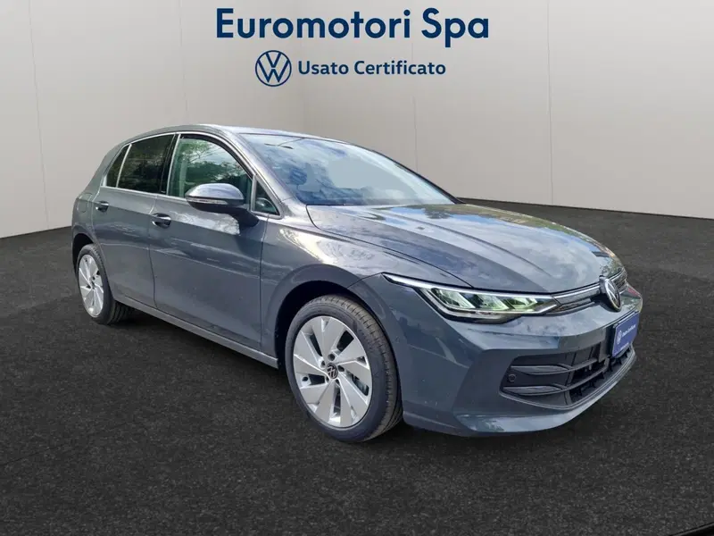 Volkswagen Golf nuova a Siena (7)