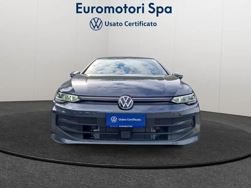 Volkswagen Golf nuova a Siena (8)