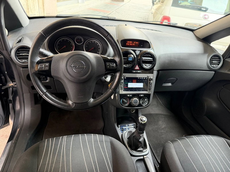 Opel Corsa usata a Genova (7)
