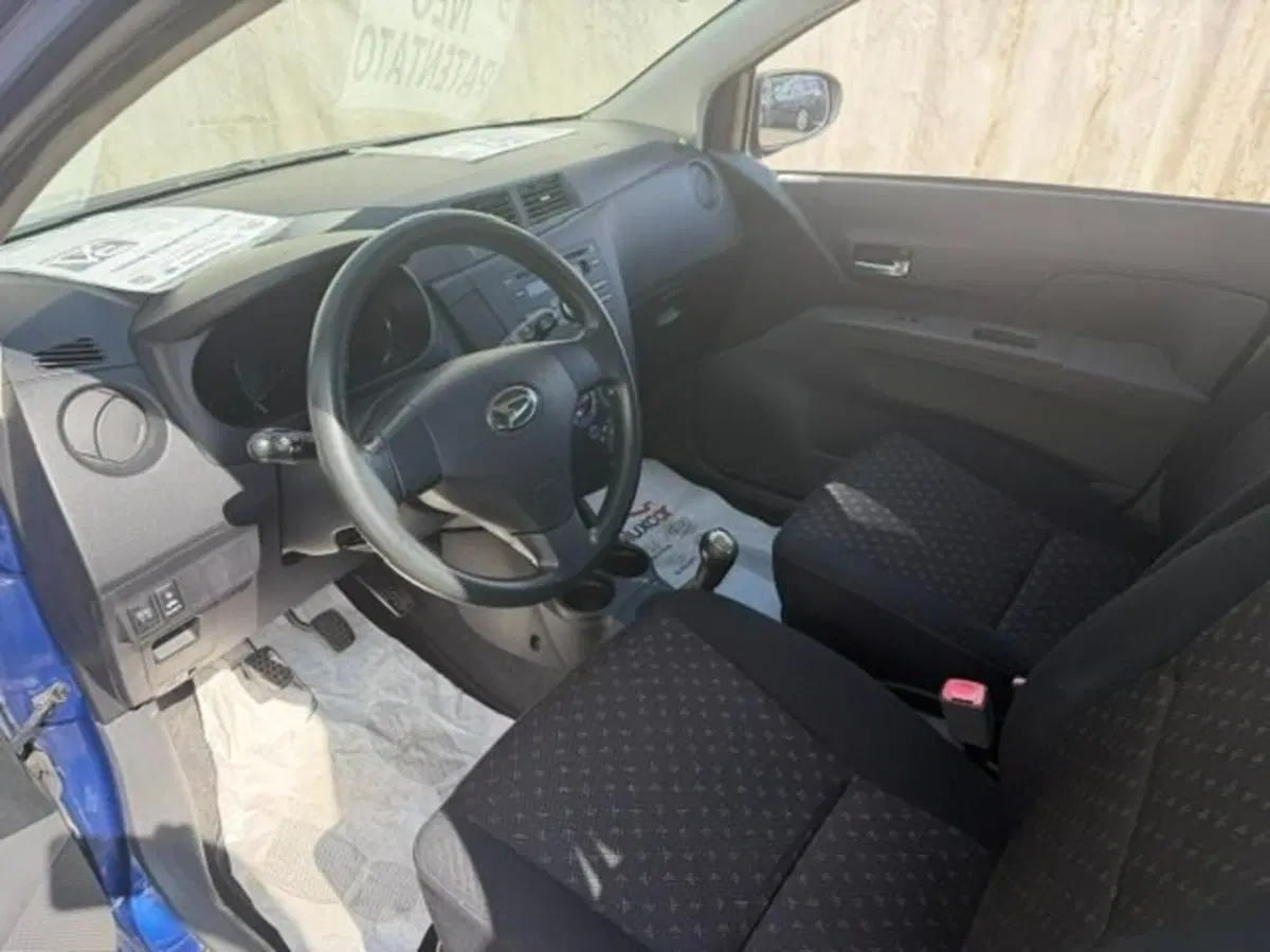 Daihatsu Cuore usata a Prato (11)