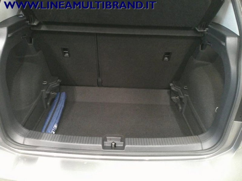 Volkswagen T-Cross usata a Piacenza (10)