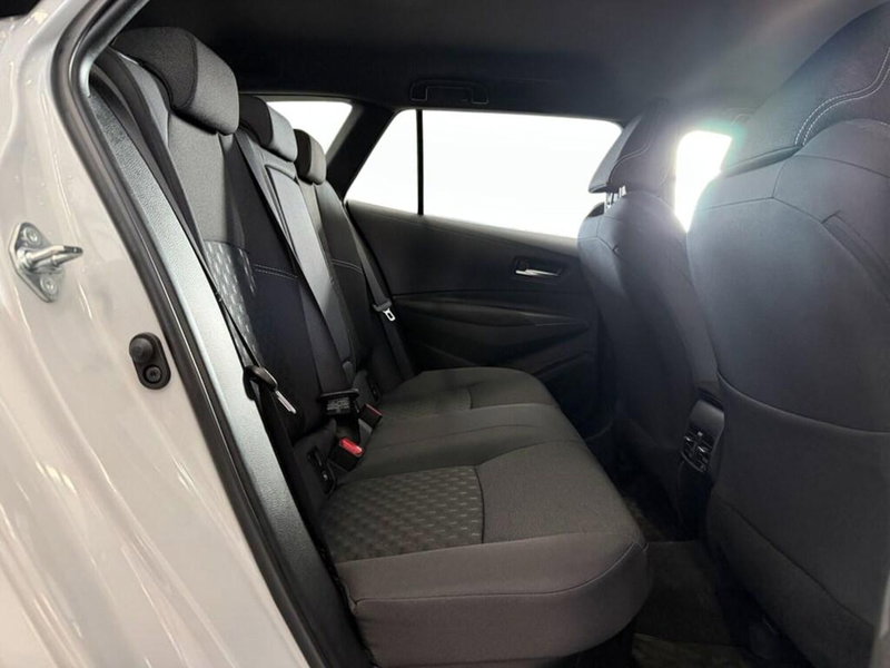 Toyota Corolla Touring Sports nuova a Monza e Brianza (10)
