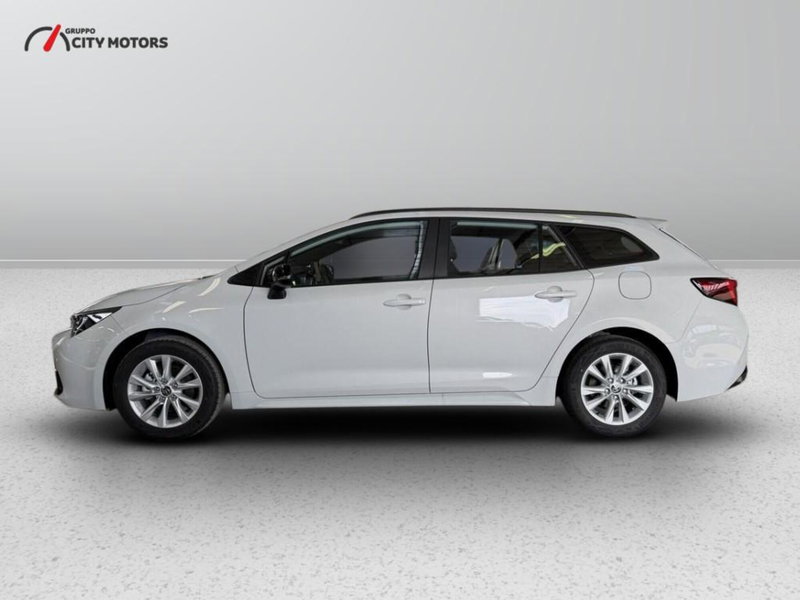 Toyota Corolla Touring Sports nuova a Monza e Brianza (3)