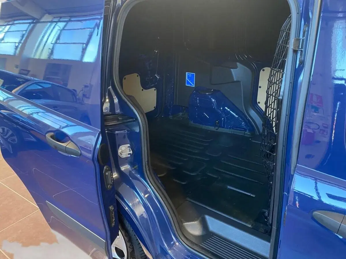 Ford Transit Courier usata a Torino (8)