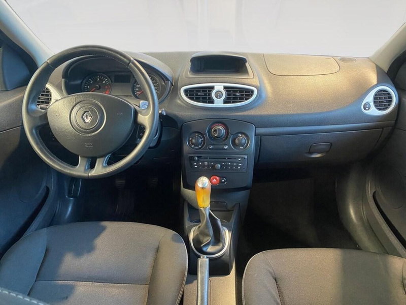Renault Clio usata a Torino (5)