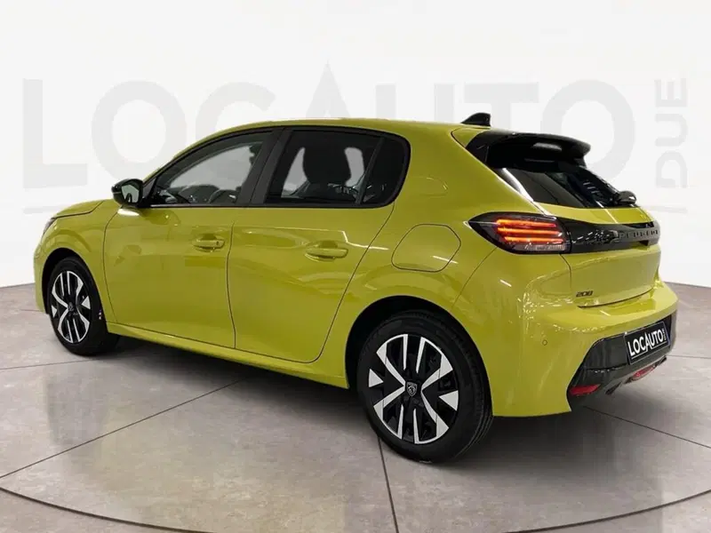 Peugeot 208 nuova a Torino (5)