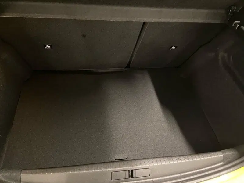 Peugeot 208 nuova a Torino (9)