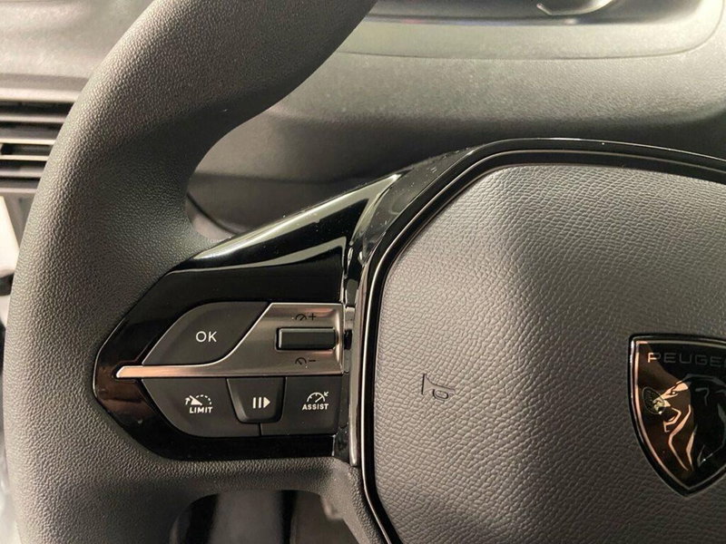 Peugeot Partner Furgone nuova a Torino (10)