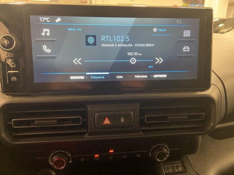 Peugeot Partner Furgone nuova a Torino (8)