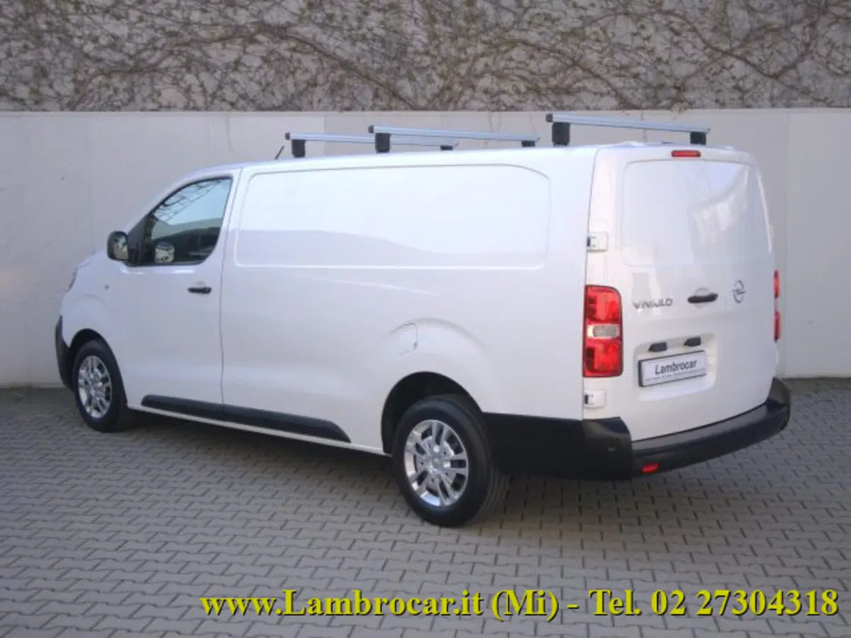 Opel Vivaro Furgone usata a Milano (15)