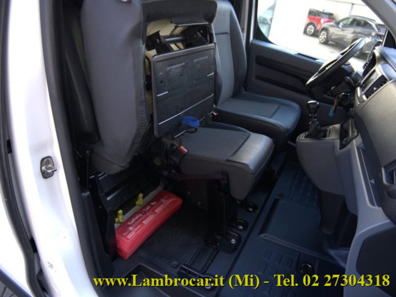 Opel Vivaro Furgone usata a Milano (19)