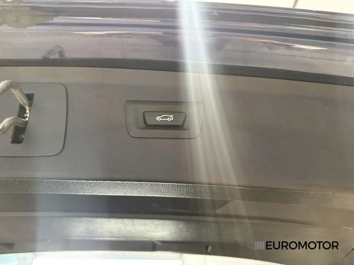 BMW Serie 2 Active Tourer usata a Bari (15)