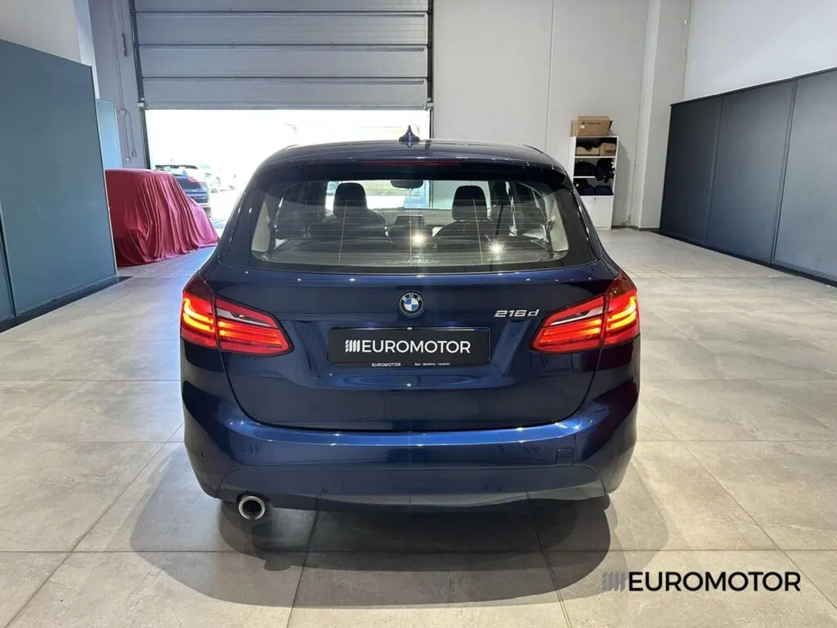BMW Serie 2 Active Tourer usata a Bari (6)