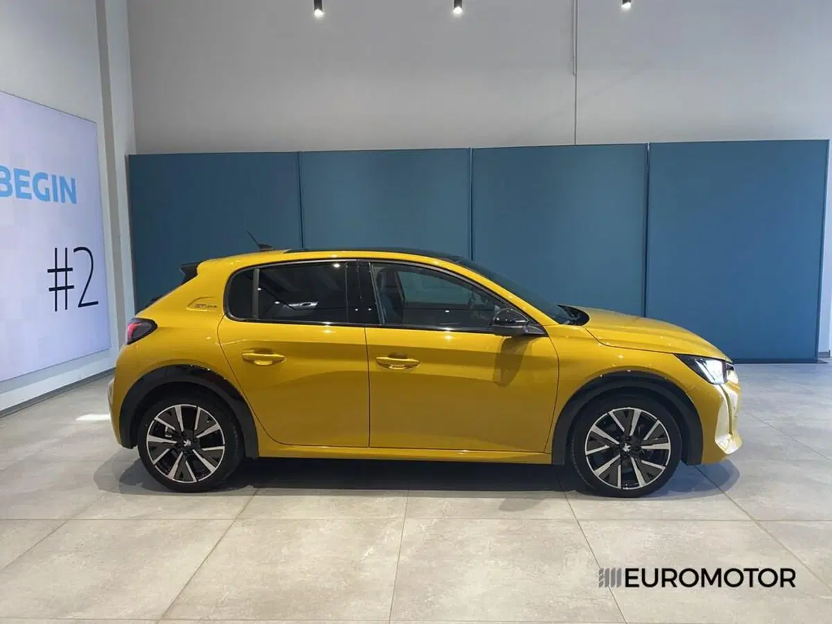Peugeot 208 usata a Bari (6)