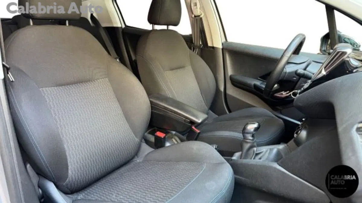 Peugeot 208 usata a Reggio Calabria (11)