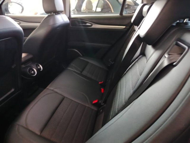 Alfa Romeo Stelvio usata a Forlì-Cesena (11)