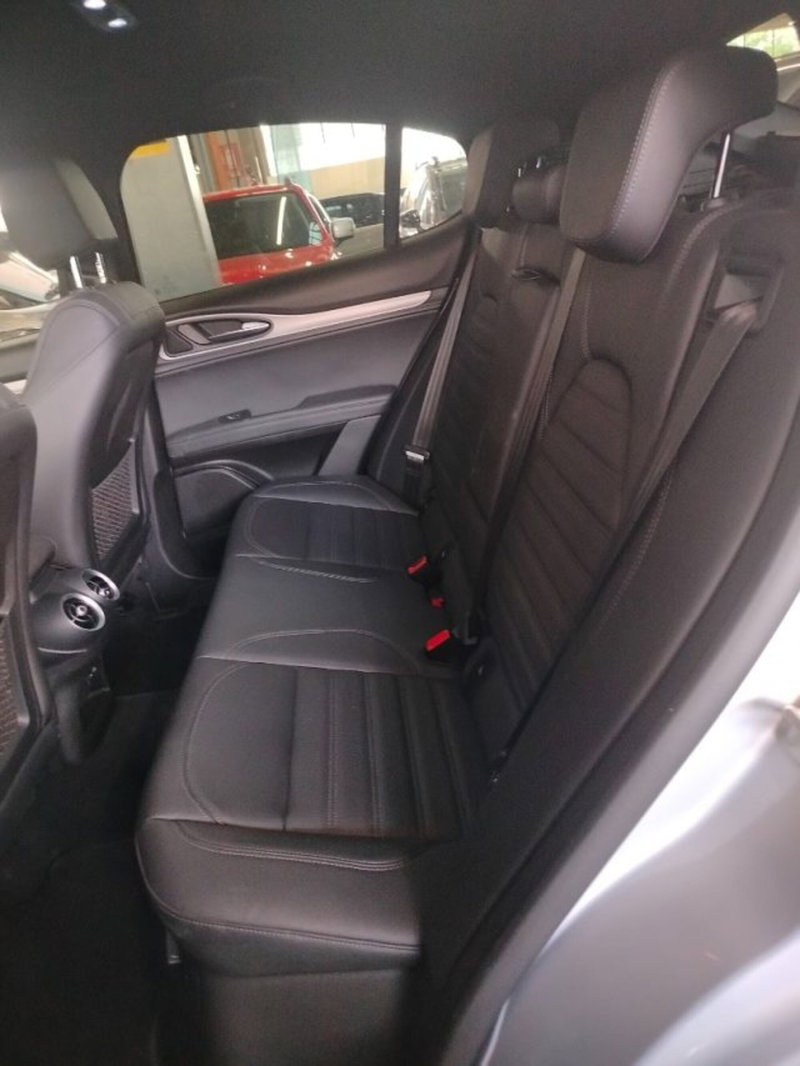 Alfa Romeo Stelvio usata a Forlì-Cesena (15)