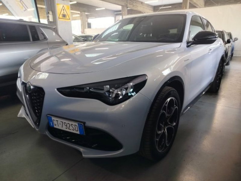 Alfa Romeo Stelvio usata a Forlì-Cesena (4)