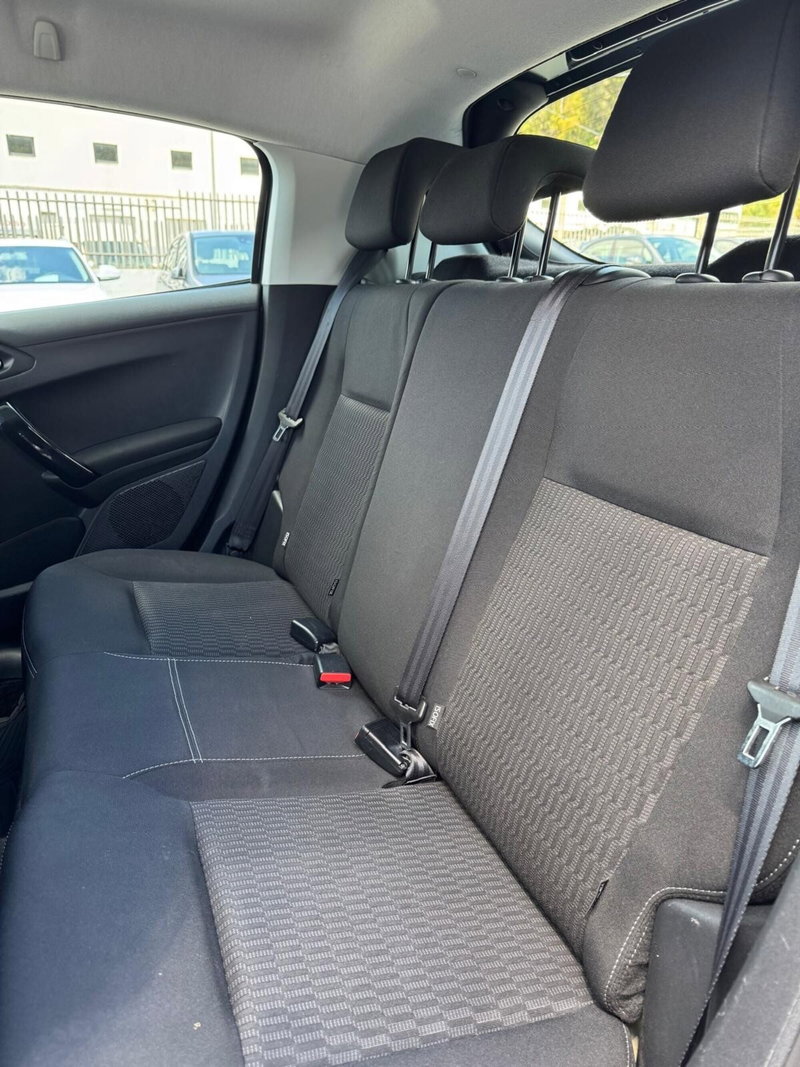Peugeot 208 usata a Cosenza (14)