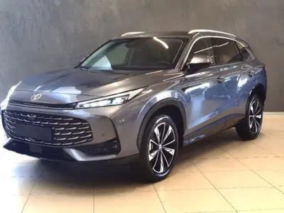 Mg HS 1.5 hybrid+ Luxury auto nuova a Modena