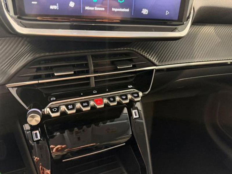Peugeot 208 usata a Salerno (17)
