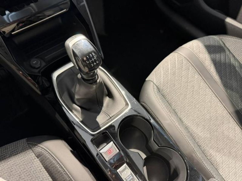Peugeot 208 usata a Salerno (18)