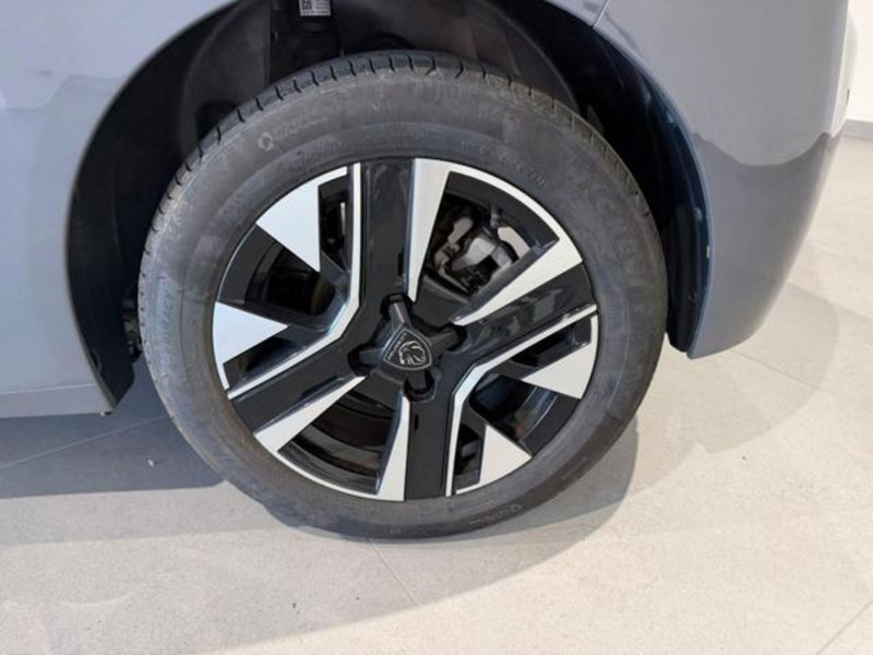 Peugeot 208 usata a Salerno (9)
