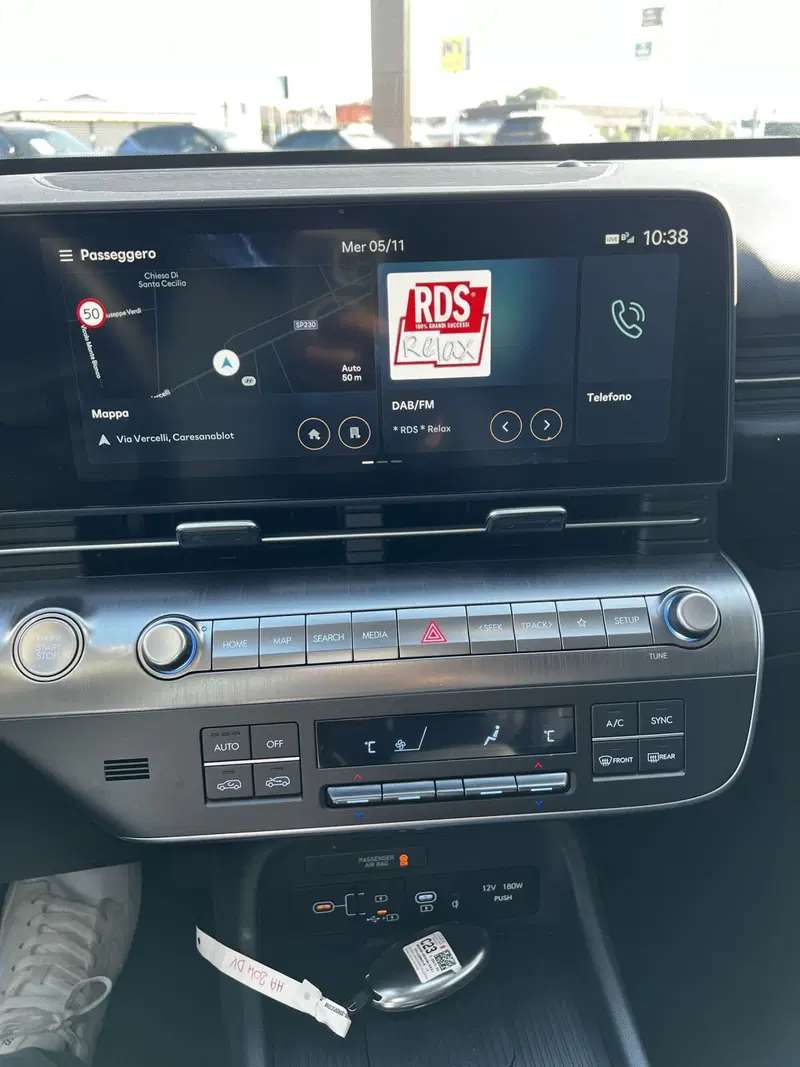 Hyundai Kona nuova a Vercelli (11)