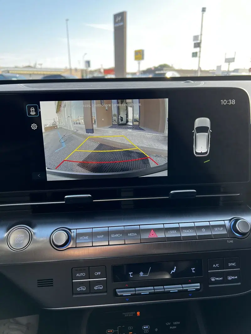 Hyundai Kona nuova a Vercelli (12)