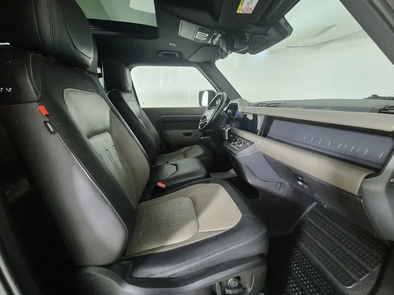 Land Rover Defender usata a Torino (3)
