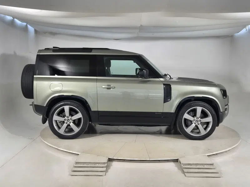 Land Rover Defender usata a Torino (6)