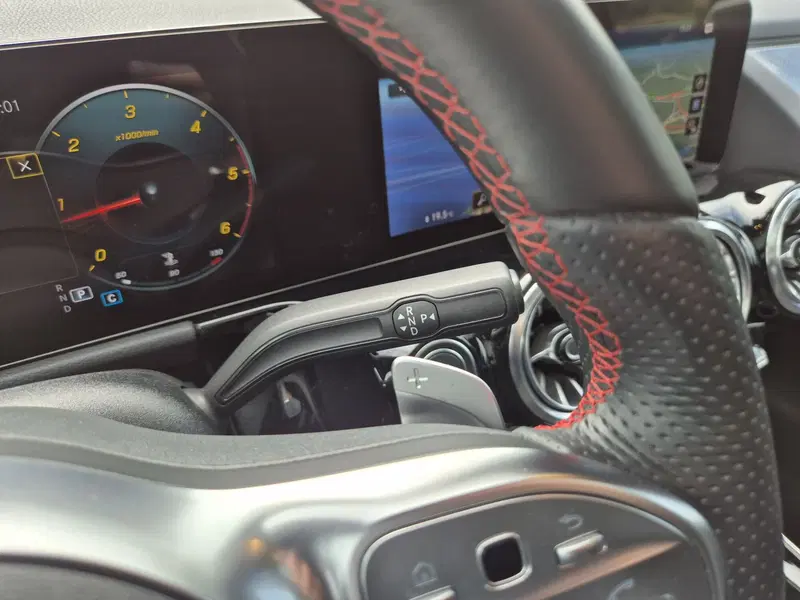 Mercedes-Benz GLA SUV usata  (10)