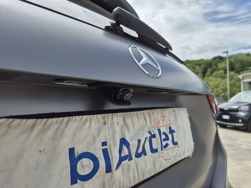 Mercedes-Benz GLA SUV usata  (17)