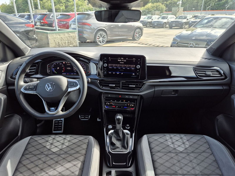 Volkswagen T-Roc usata  (8)