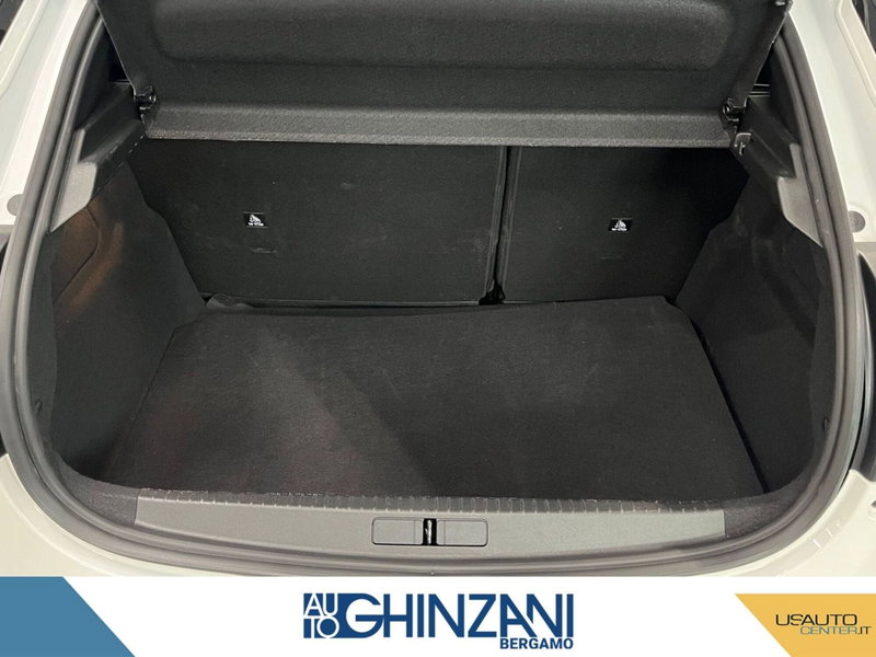 Lancia Ypsilon usata a Bergamo (15)