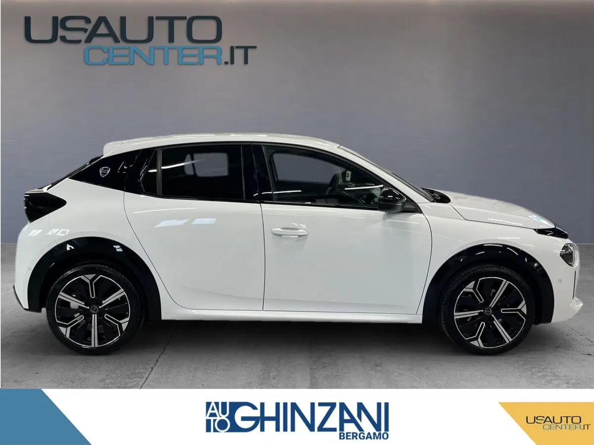 Lancia Ypsilon usata a Bergamo (5)