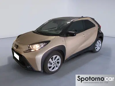 Toyota Aygo X 1.0 Trend 72cv del 2022 usata a Milano