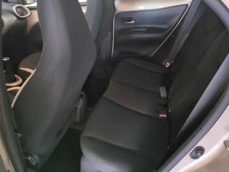 Toyota Aygo X usata a Milano (12)
