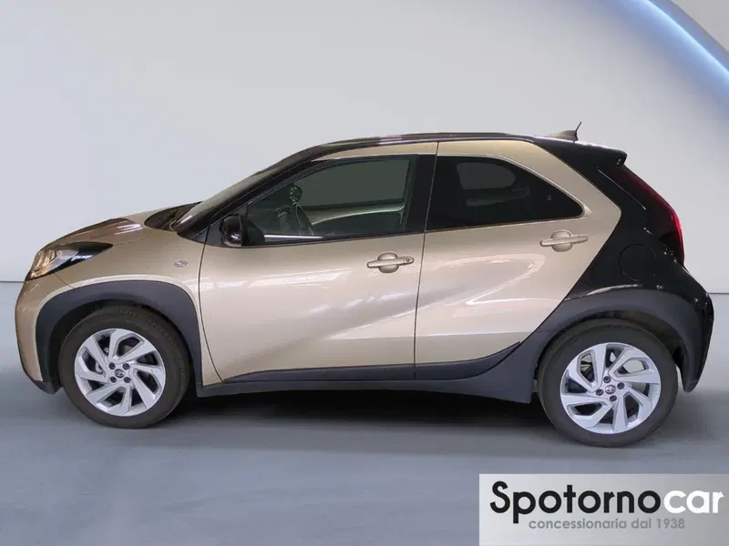 Toyota Aygo X usata a Milano (3)