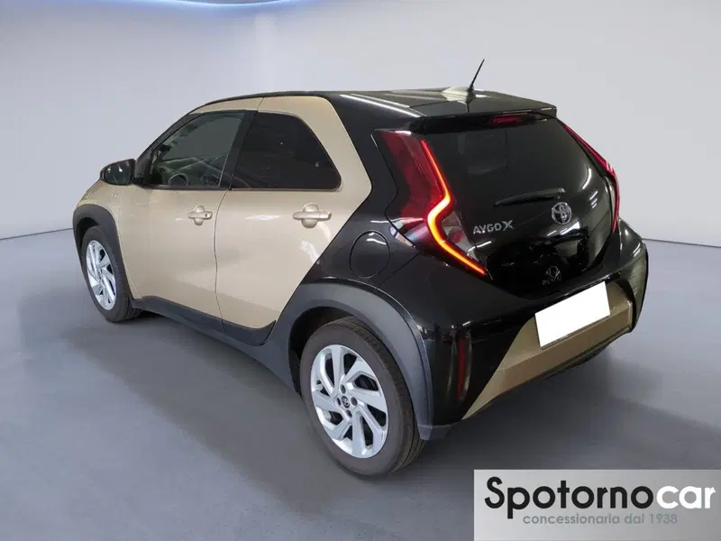 Toyota Aygo X usata a Milano (4)