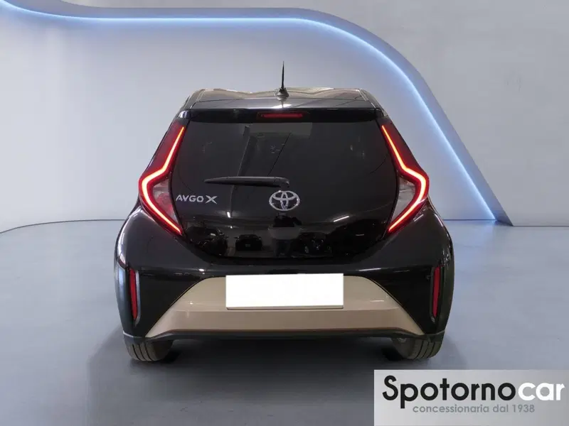 Toyota Aygo X usata a Milano (5)