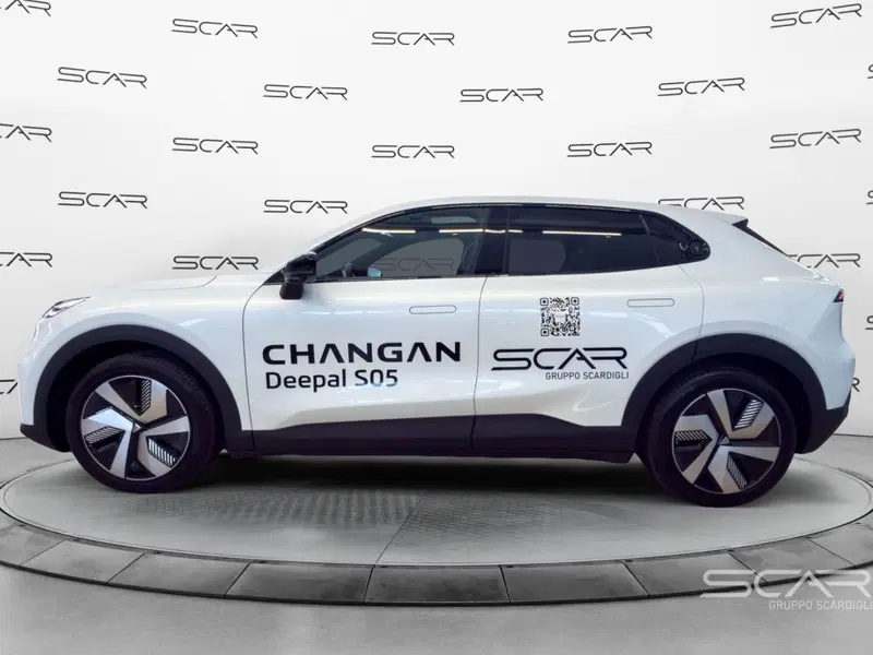 Changan Deepal S05 nuova a Livorno (6)
