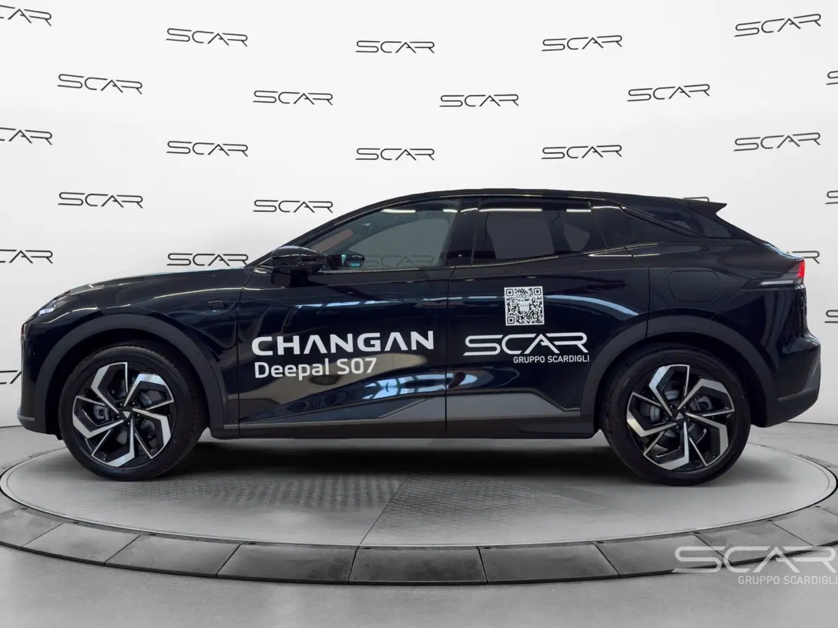 Changan Deepal S07 nuova a Livorno (6)