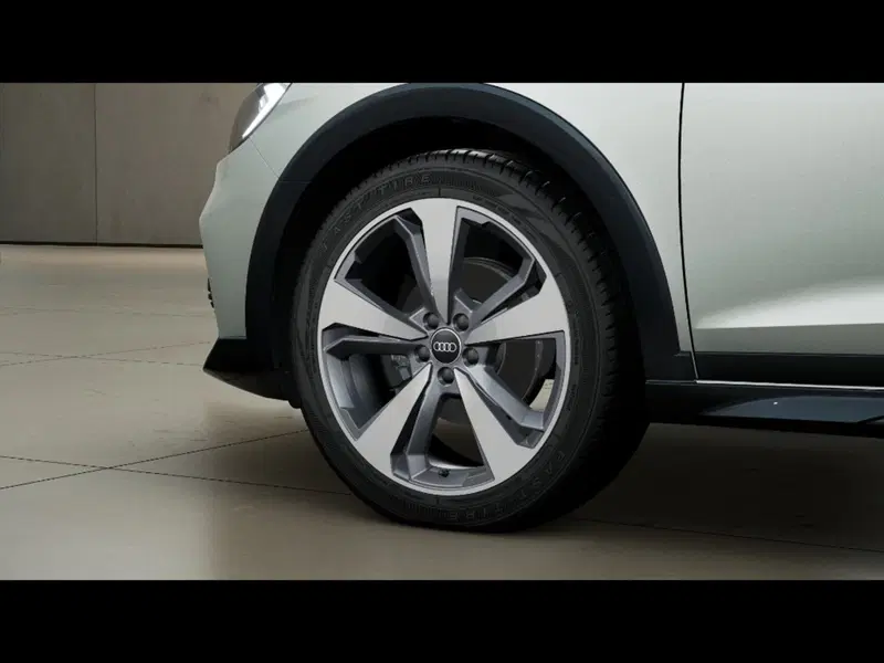 Audi A1 allstreet nuova a Livorno (6)