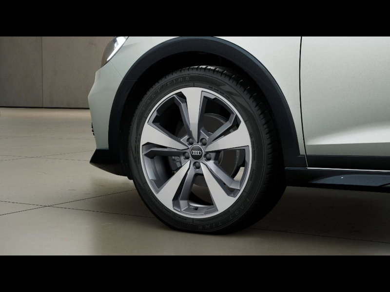 Audi A1 allstreet nuova a Livorno (7)